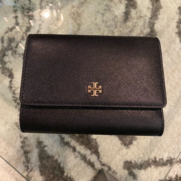 Tory Burch Bags Nwot Tory Burch Trifold Wallet Black Poshmark